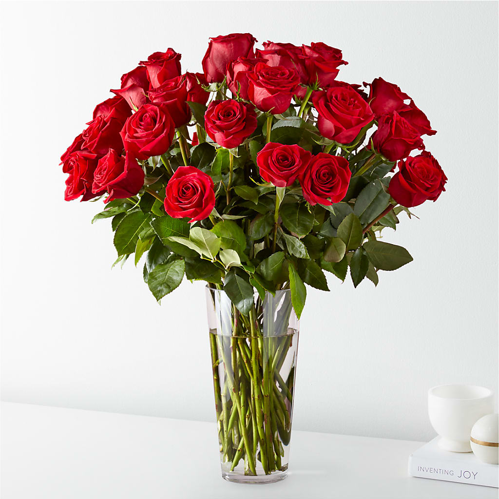 Long Stem Red Rose Bouquet – CHET & LEONA'S FLORAL SHOP, Milwaukee WI