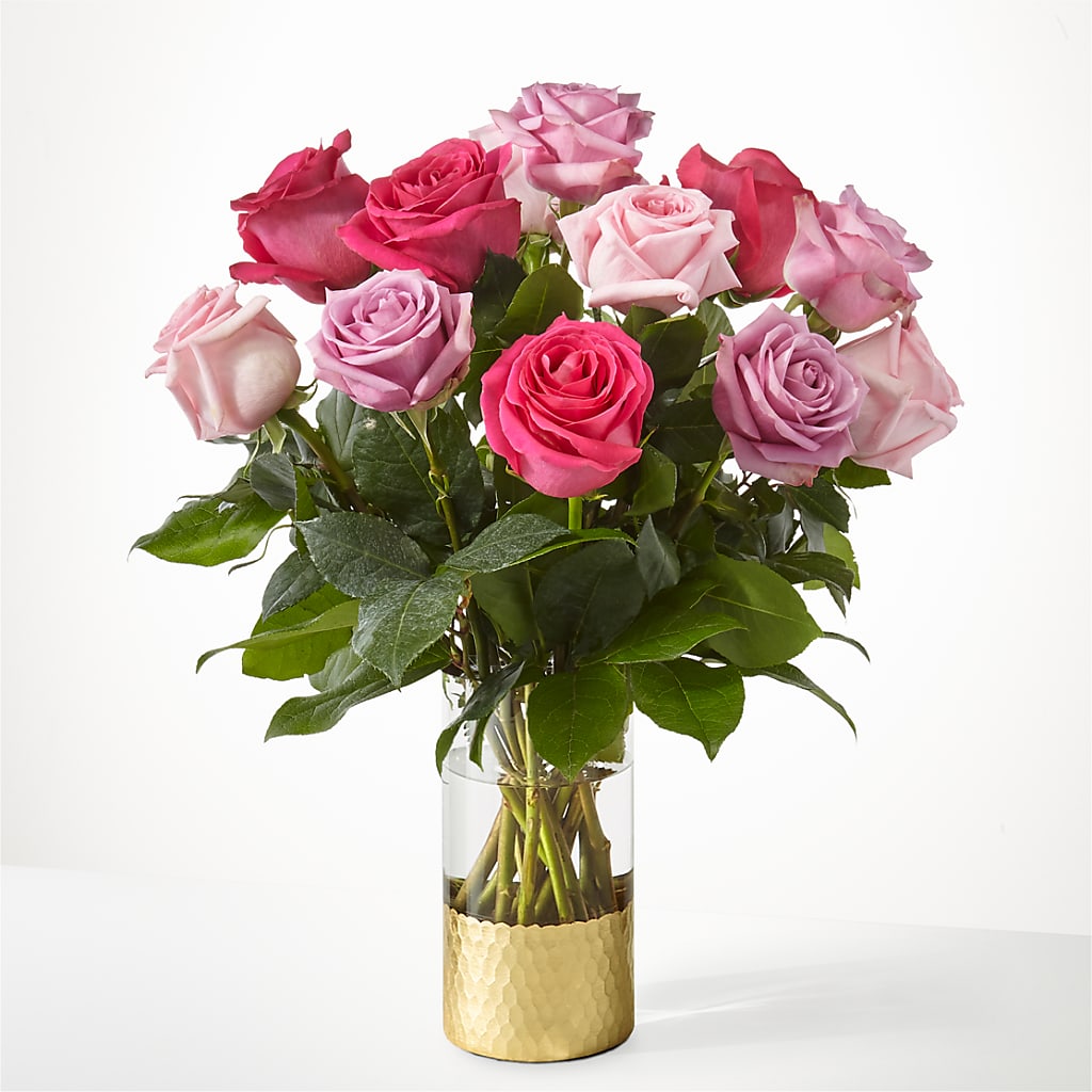 Pure Beauty Mixed Roses – CHET & LEONA'S FLORAL SHOP, Milwaukee WI
