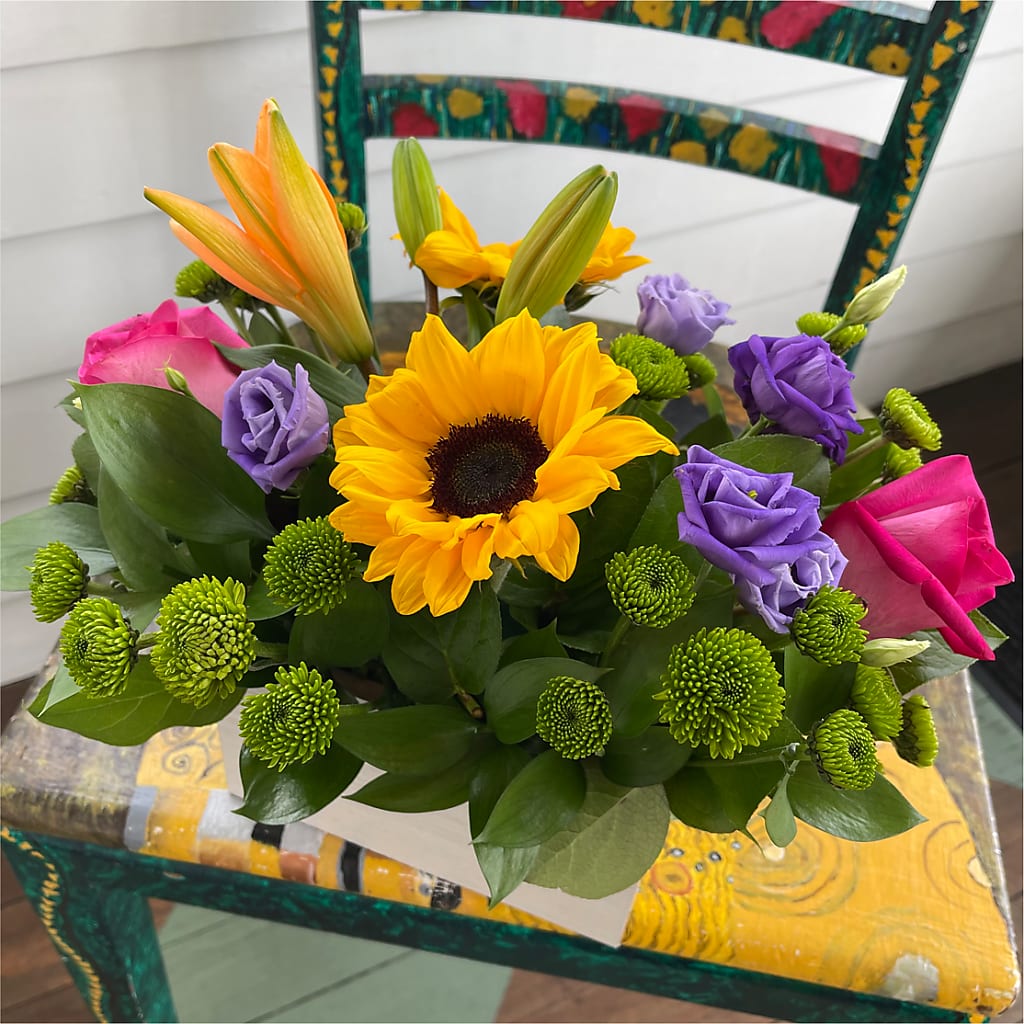 Best Day Box Bouquet – CHET & LEONA'S FLORAL SHOP, Milwaukee WI