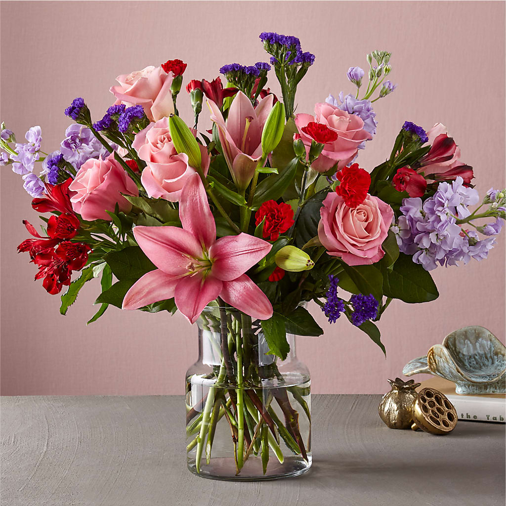 Romantique Bouquet – CHET & LEONA'S FLORAL SHOP, Milwaukee WI