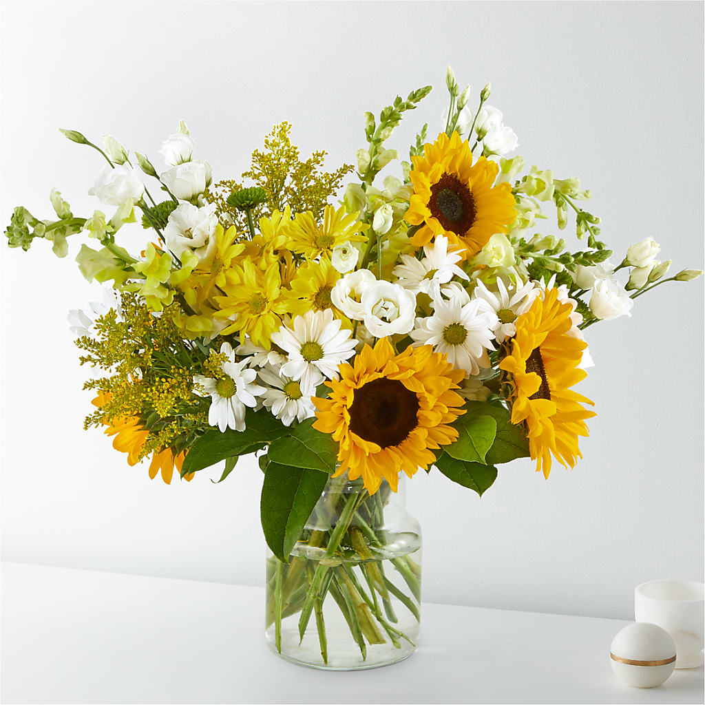 Hello Sunshine Bouquet – CHET & LEONA'S FLORAL SHOP, Milwaukee WI