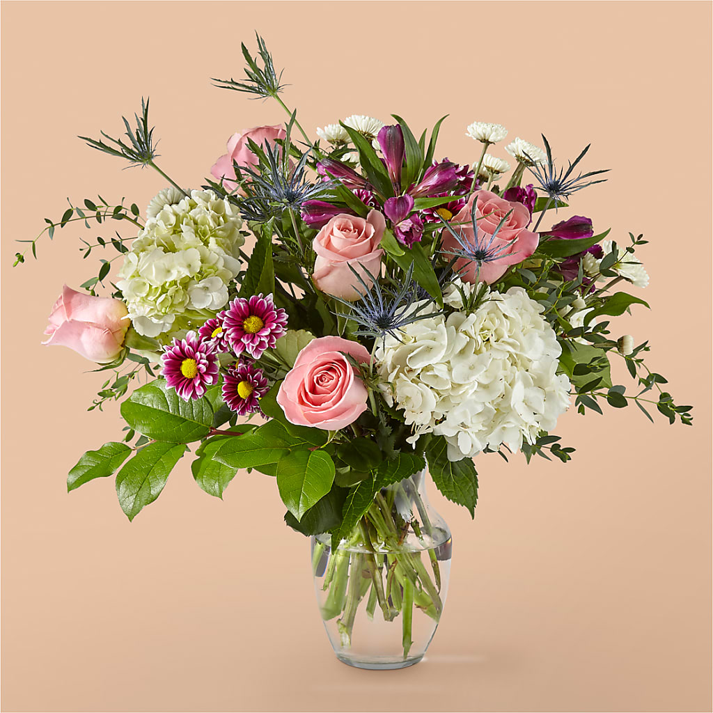 Parlour Bouquet – CHET & LEONA'S FLORAL SHOP, Milwaukee WI