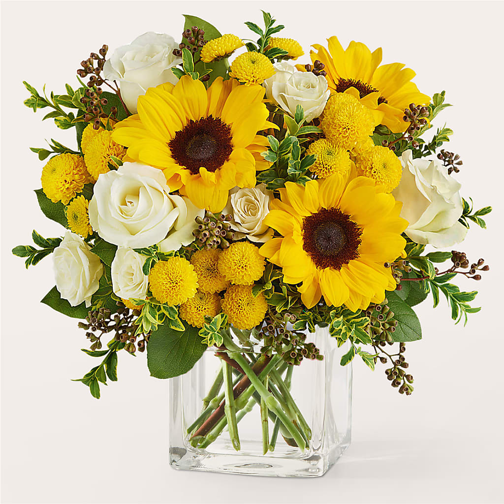 Luminous Morning Bouquet – CHET & LEONA'S FLORAL SHOP, Milwaukee WI