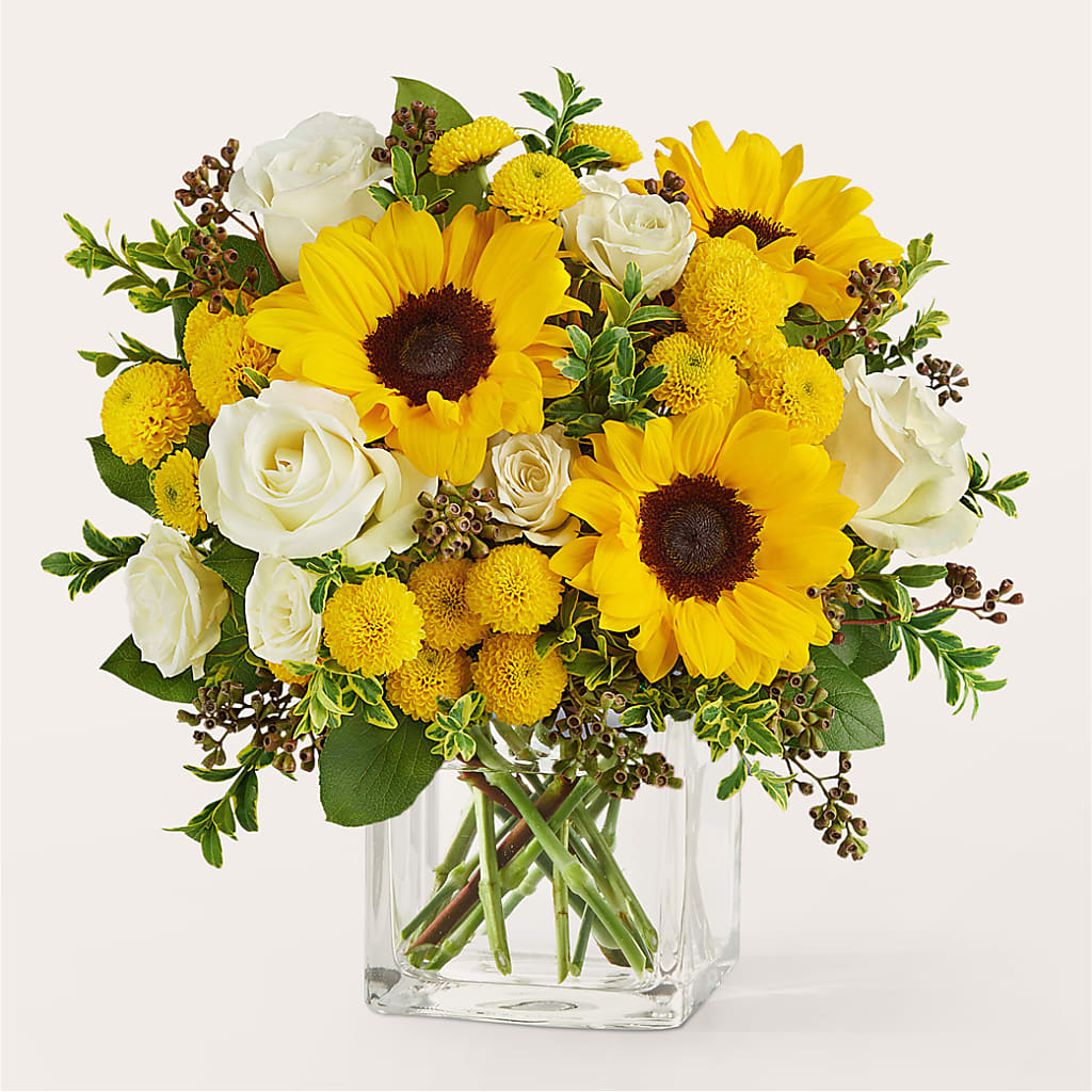 Luminous Morning Bouquet – CHET & LEONA'S FLORAL SHOP, Milwaukee WI