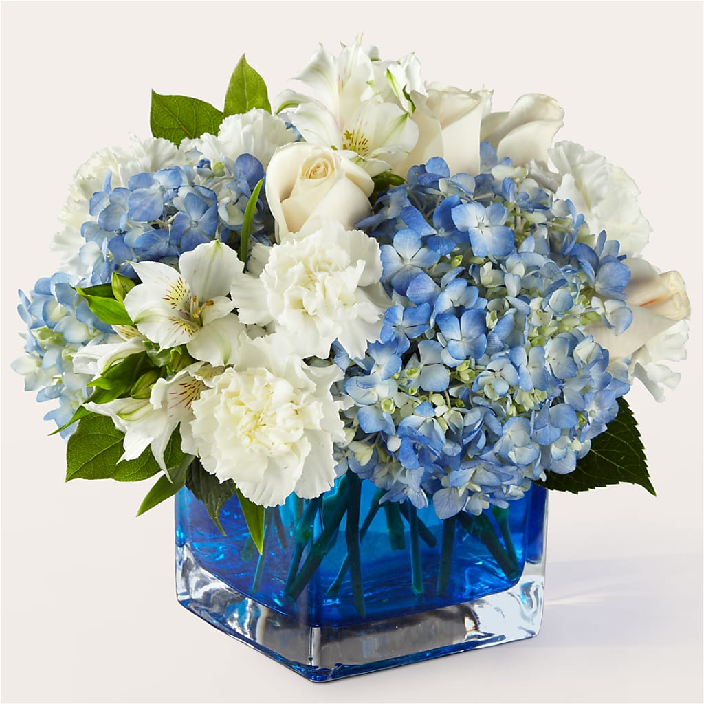 Soothing Waters Bouquet – CHET & LEONA'S FLORAL SHOP, Milwaukee WI