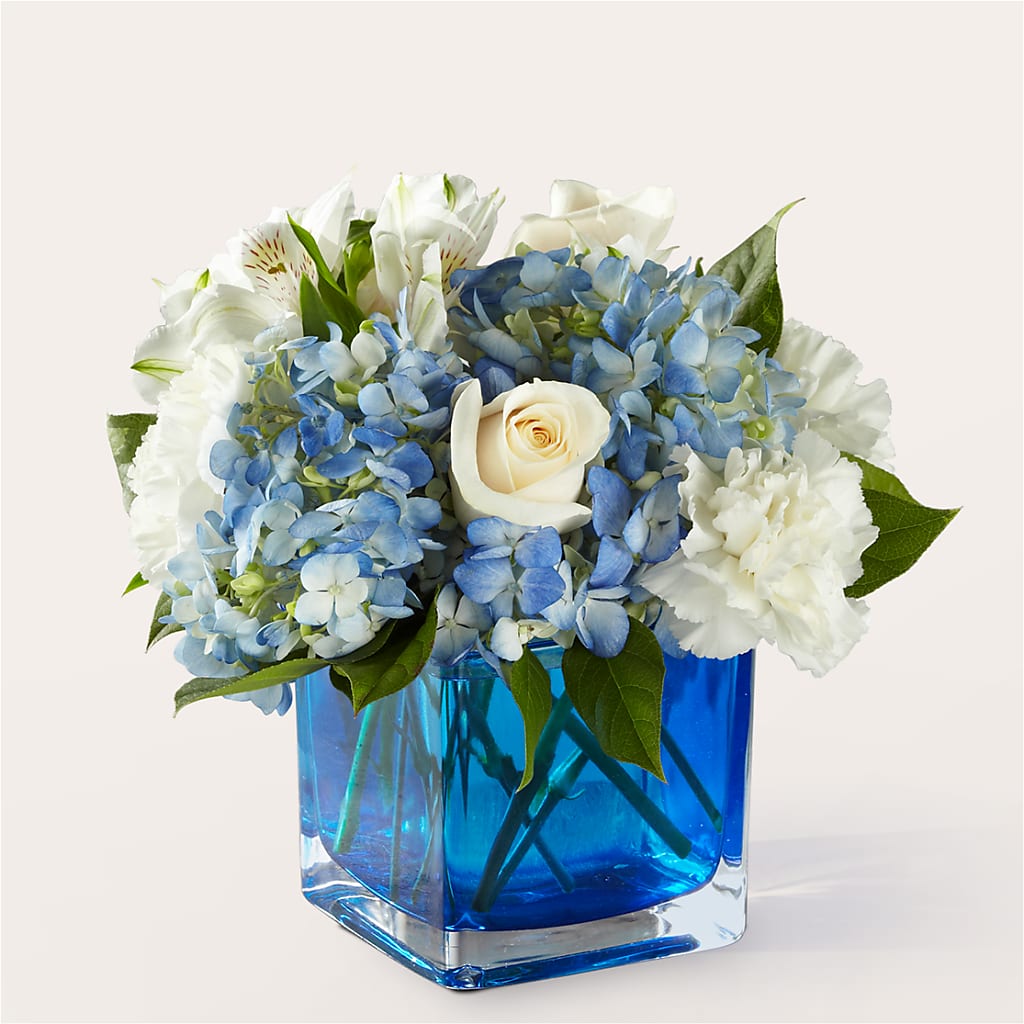Soothing Waters Bouquet – CHET & LEONA'S FLORAL SHOP, Milwaukee WI