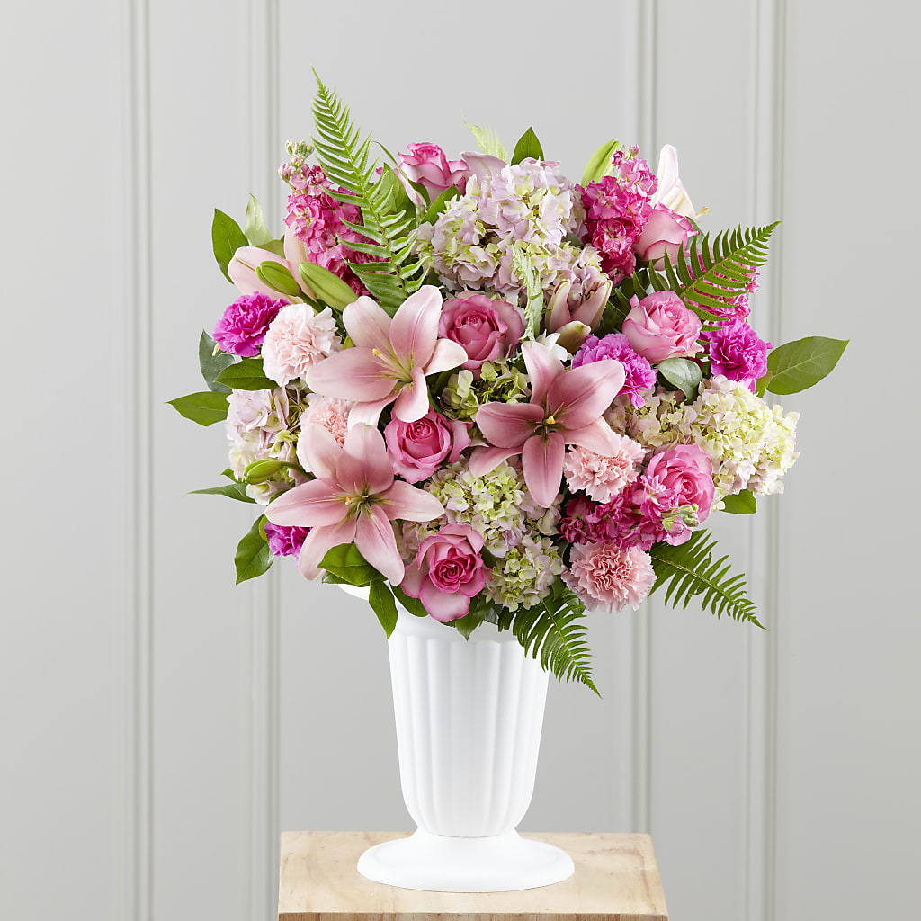 Never-Ending Love Arrangement – CHET & LEONA'S FLORAL SHOP, Milwaukee WI
