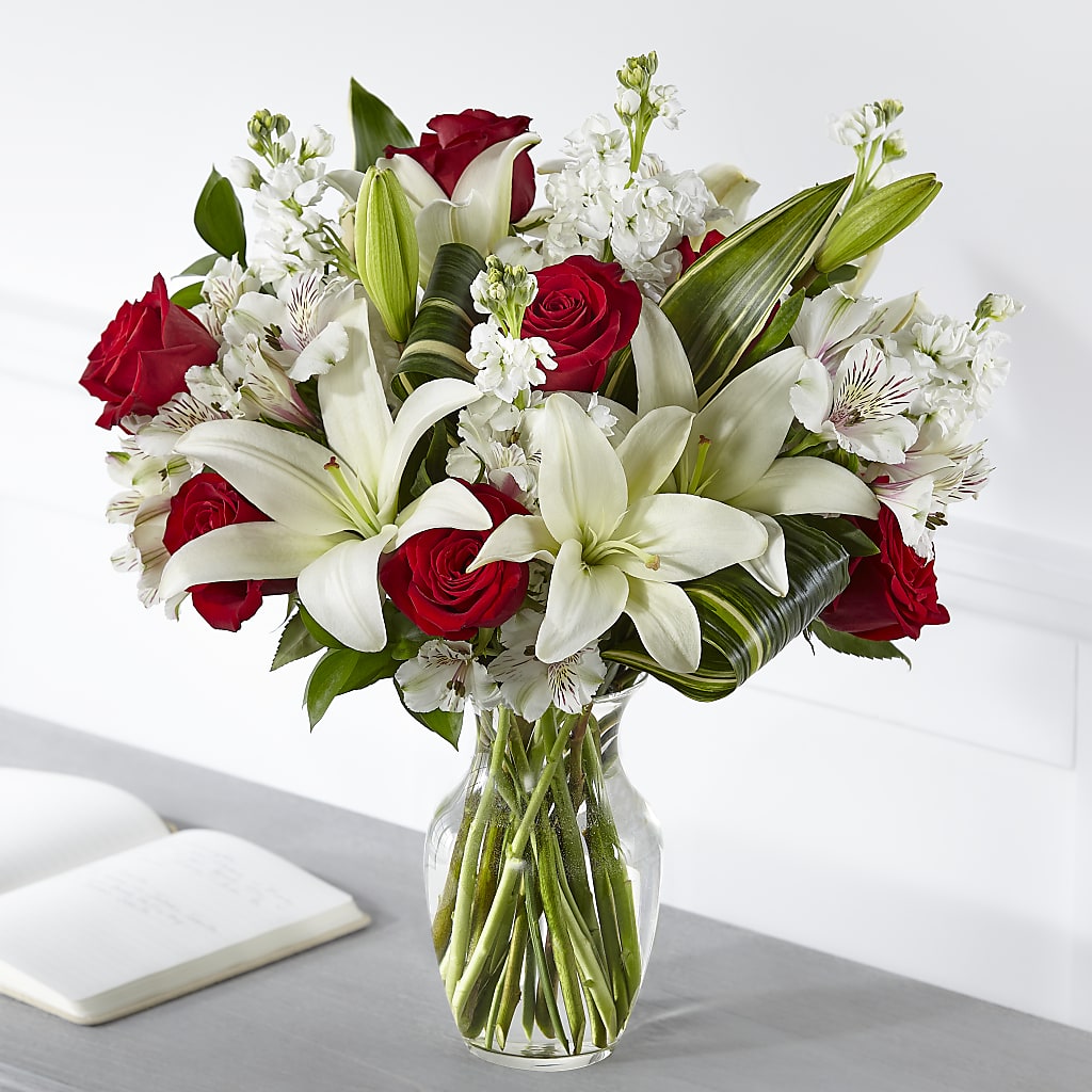 Loving Respect Bouquet – CHET & LEONA'S FLORAL SHOP, Milwaukee WI