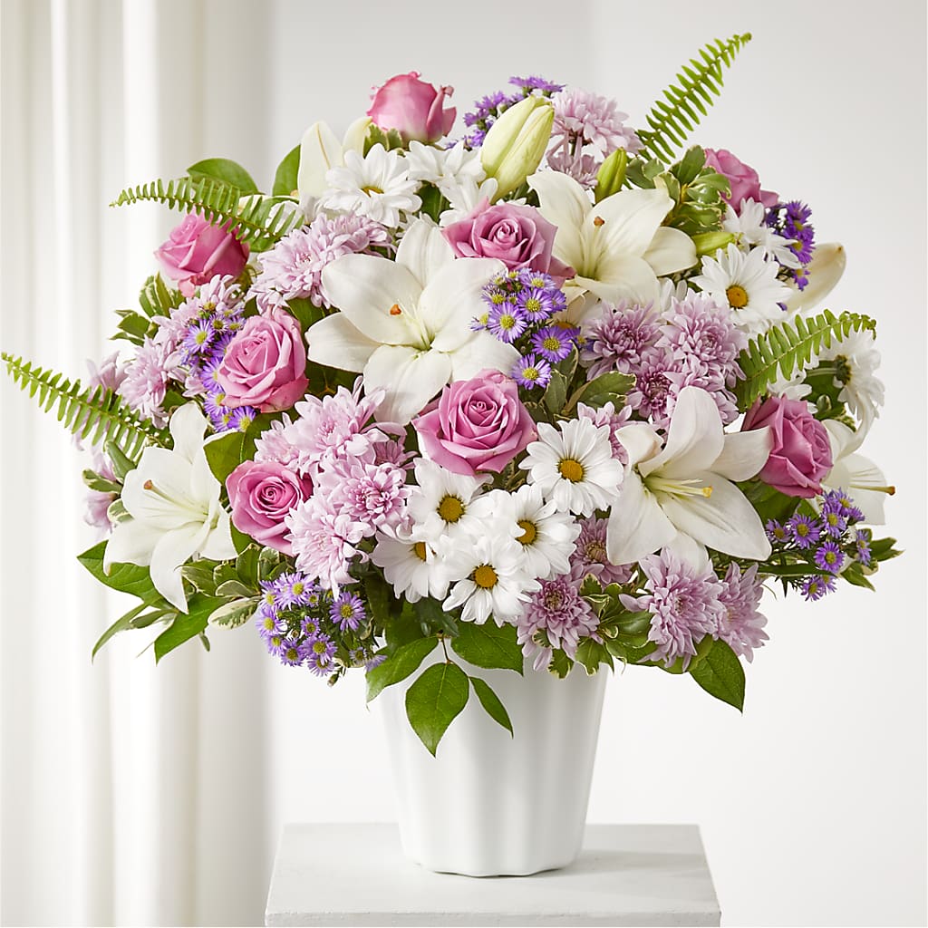 Warmest Thoughts Tabletop Basket – CHET & LEONA'S FLORAL SHOP, Milwaukee WI