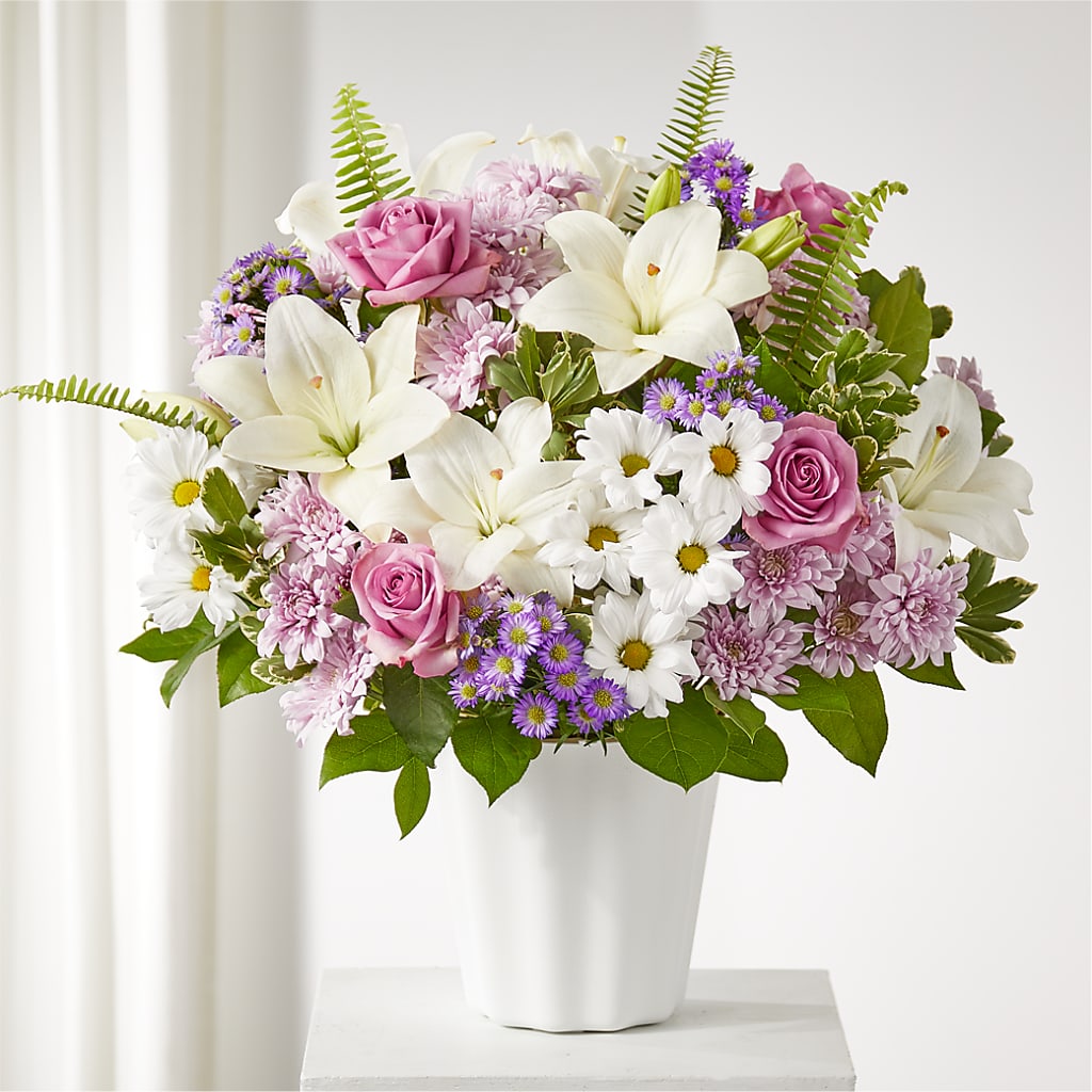 Warmest Thoughts Tabletop Basket – CHET & LEONA'S FLORAL SHOP, Milwaukee WI