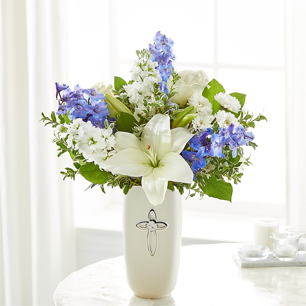 Heavenly Blossoms Bouquet – CHET & LEONA'S FLORAL SHOP, Milwaukee WI