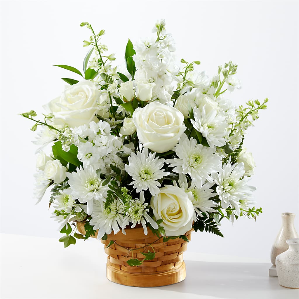 Heartfelt Condolences Arrangement – CHET & LEONA'S FLORAL SHOP, Milwaukee WI