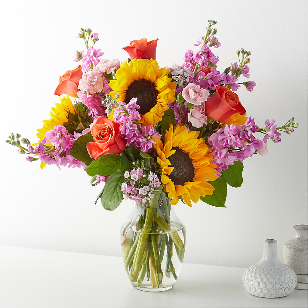 Yellow Brick Road Bouquet – CHET & LEONA'S FLORAL SHOP, Milwaukee WI