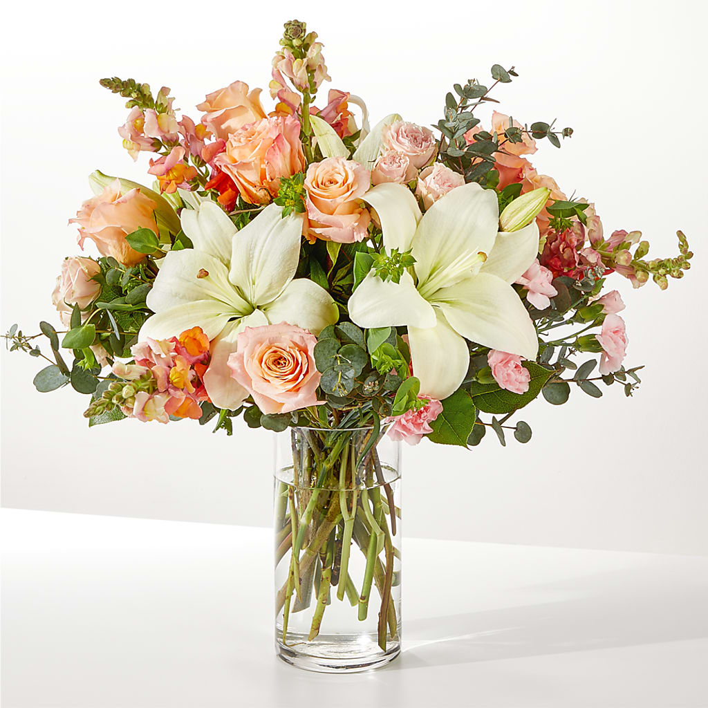 Grapefruit Splash Bouquet – CHET & LEONA'S FLORAL SHOP, Milwaukee WI