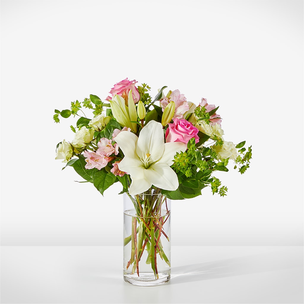 Fondly Bouquet – CHET & LEONA'S FLORAL SHOP, Milwaukee WI