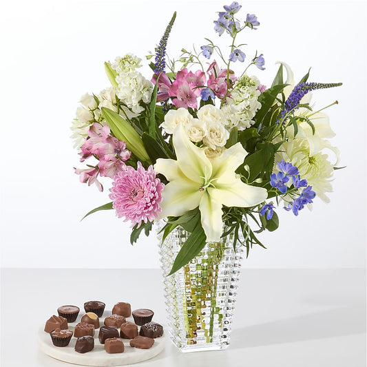 Winter Celebration Bouquet – CHET & LEONA'S FLORAL SHOP, Milwaukee WI