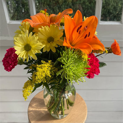 Bold & Bright – A Florist Original – CHET & LEONA'S FLORAL SHOP, Milwaukee WI
