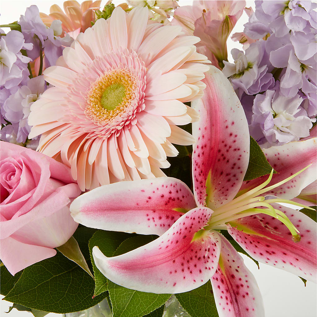The Teahouse Bouquet – CHET & LEONA'S FLORAL SHOP, Milwaukee WI