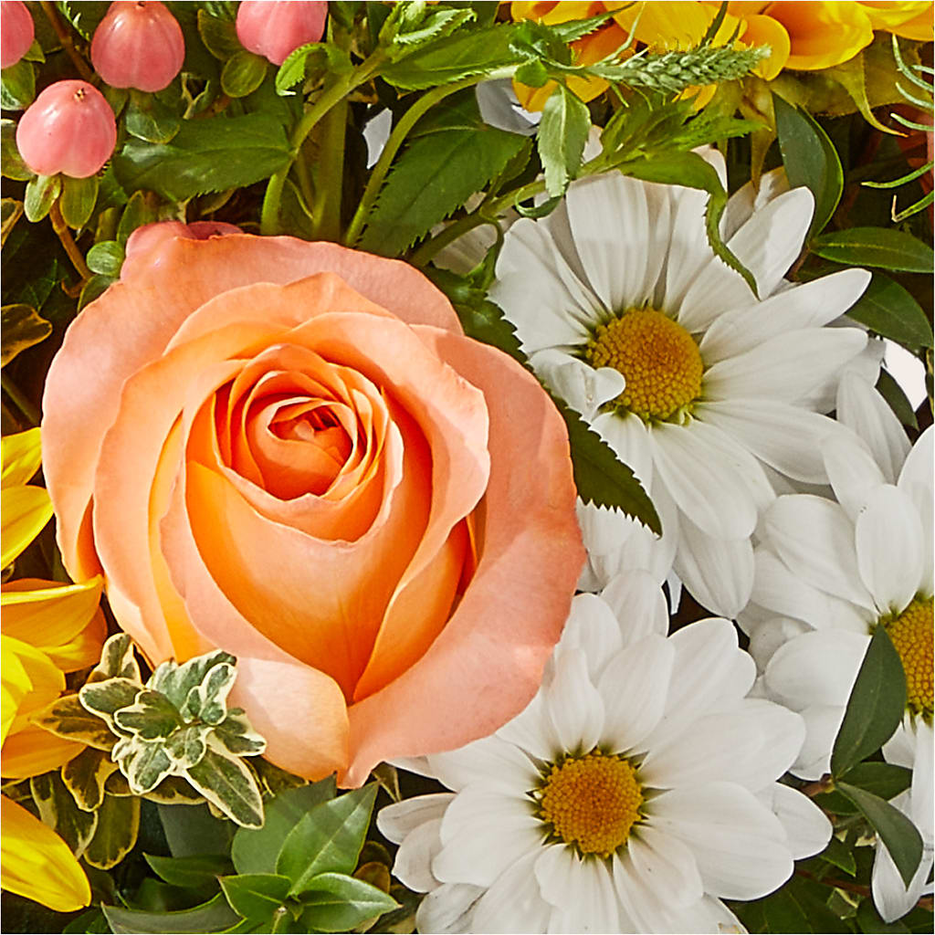 The Good Life Bouquet – CHET & LEONA'S FLORAL SHOP, Milwaukee WI