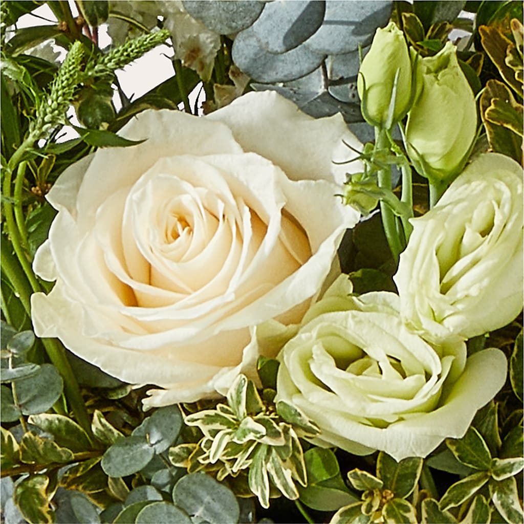 Cashmere Bouquet – CHET & LEONA'S FLORAL SHOP, Milwaukee WI