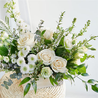 Cashmere Bouquet – CHET & LEONA'S FLORAL SHOP, Milwaukee WI