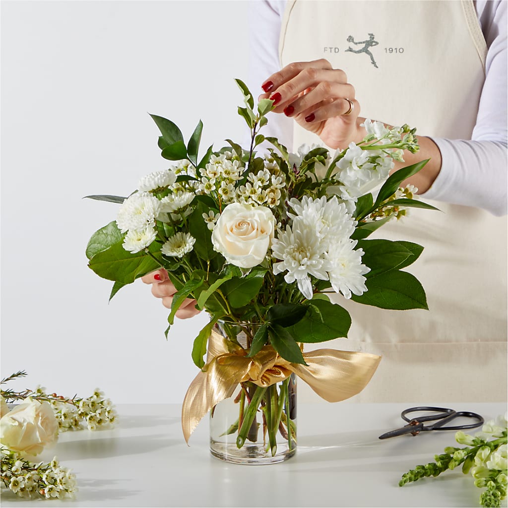 New Beginnings – A Florist Original – CHET & LEONA'S FLORAL SHOP, Milwaukee WI