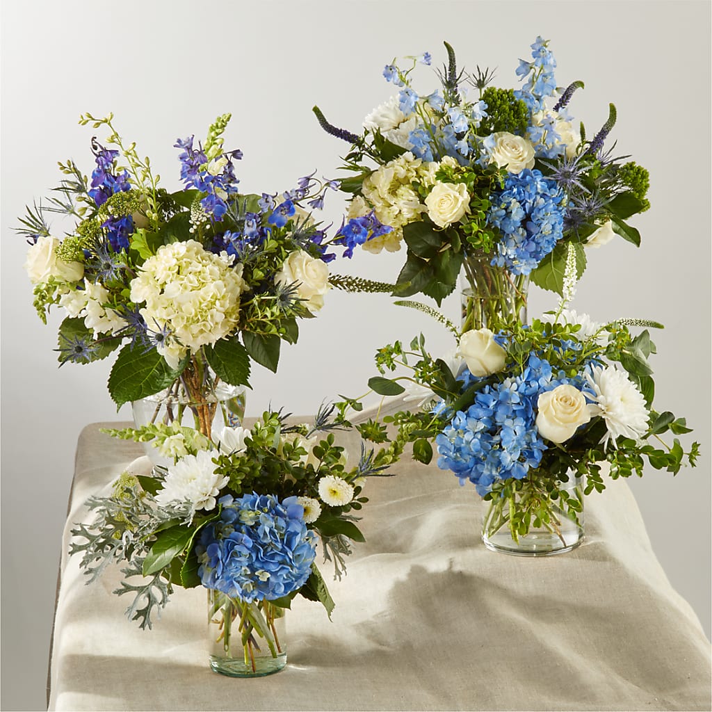 Festival of Lights – A Florist Original – CHET & LEONA'S FLORAL SHOP, Milwaukee WI