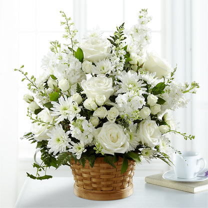 Heartfelt Condolences Arrangement – CHET & LEONA'S FLORAL SHOP, Milwaukee WI