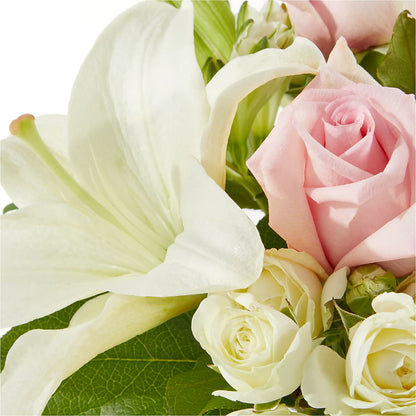 Kindhearted Bouquet – CHET & LEONA'S FLORAL SHOP, Milwaukee WI