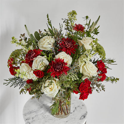 Favorite Traditions Bouquet – CHET & LEONA'S FLORAL SHOP, Milwaukee WI