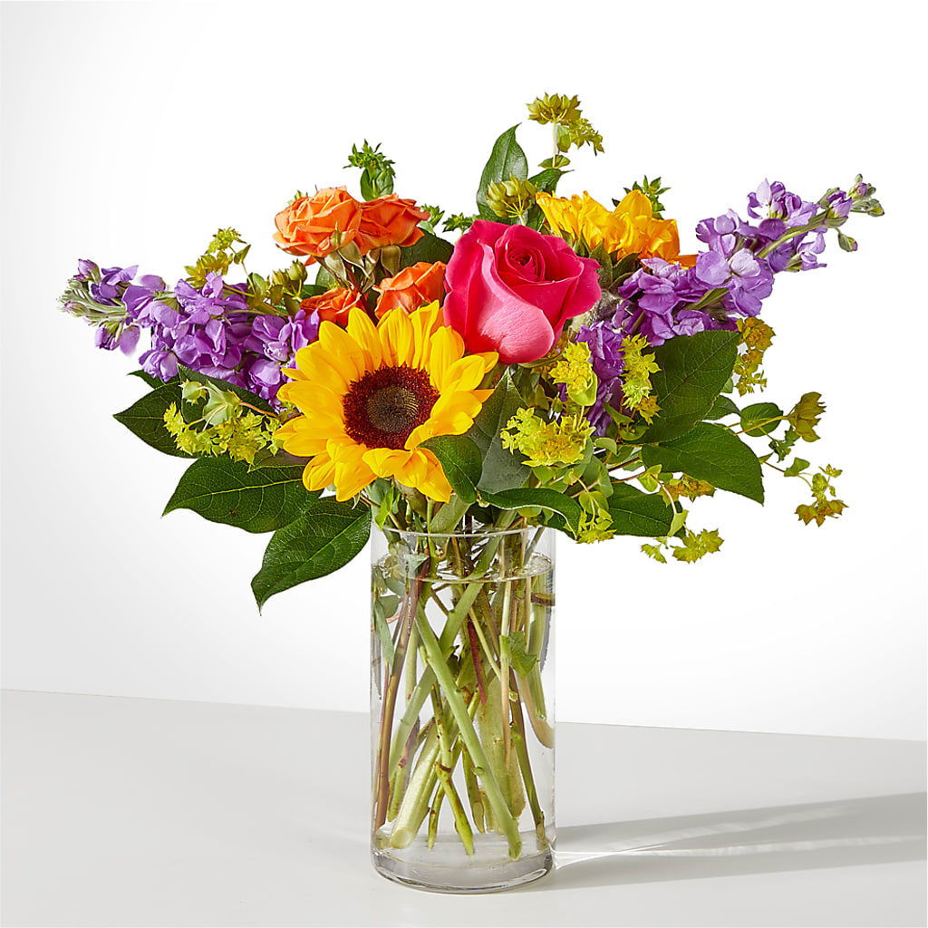 Vibrant Greetings Bouquet – CHET & LEONA'S FLORAL SHOP, Milwaukee WI