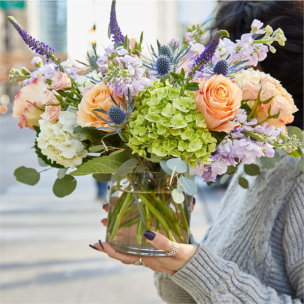 Porch Swing Bouquet – CHET & LEONA'S FLORAL SHOP, Milwaukee WI