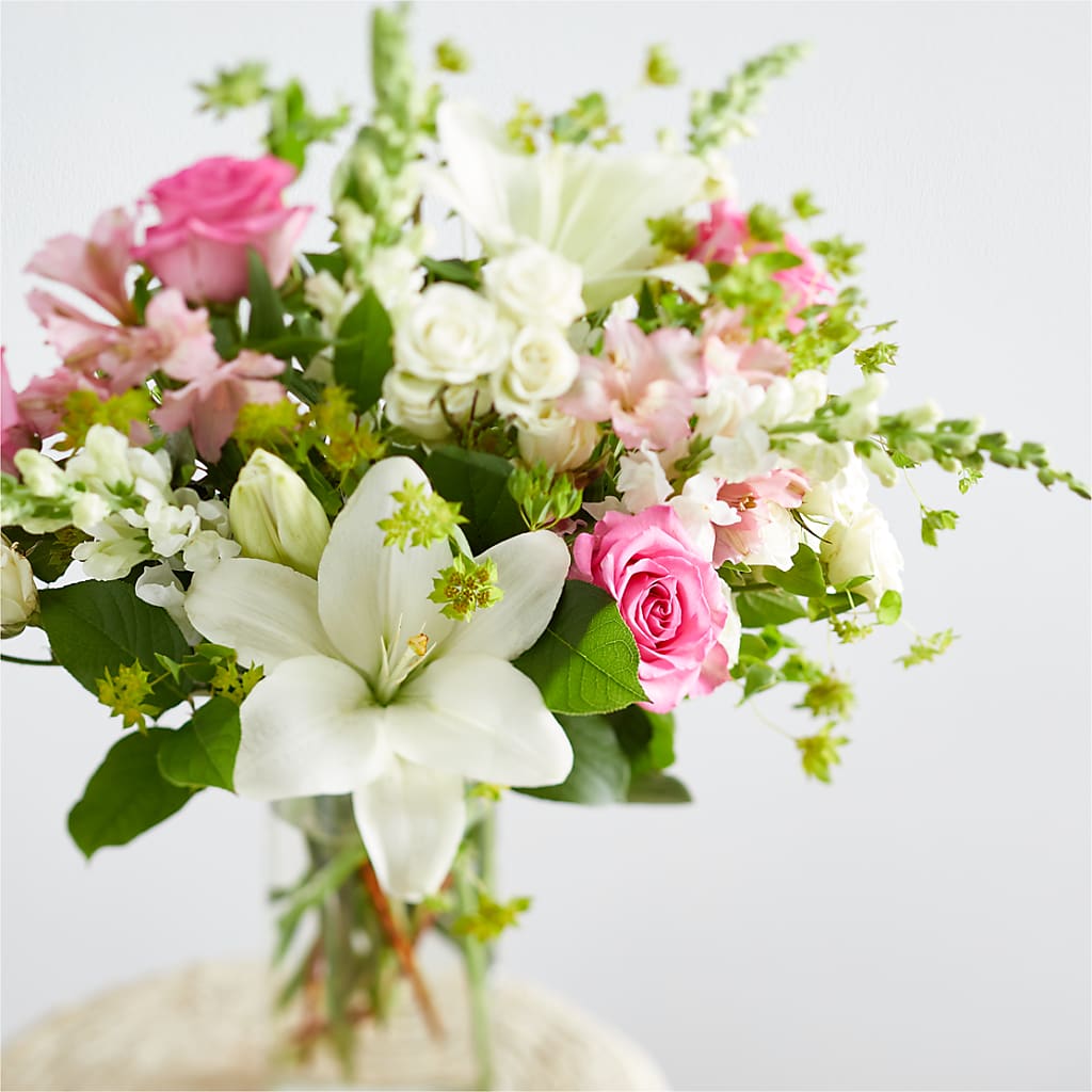 Fondly Bouquet – CHET & LEONA'S FLORAL SHOP, Milwaukee WI