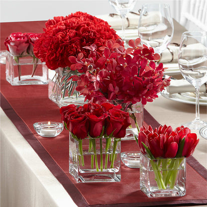 Modern Grace Centerpiece – CHET & LEONA'S FLORAL SHOP, Milwaukee WI